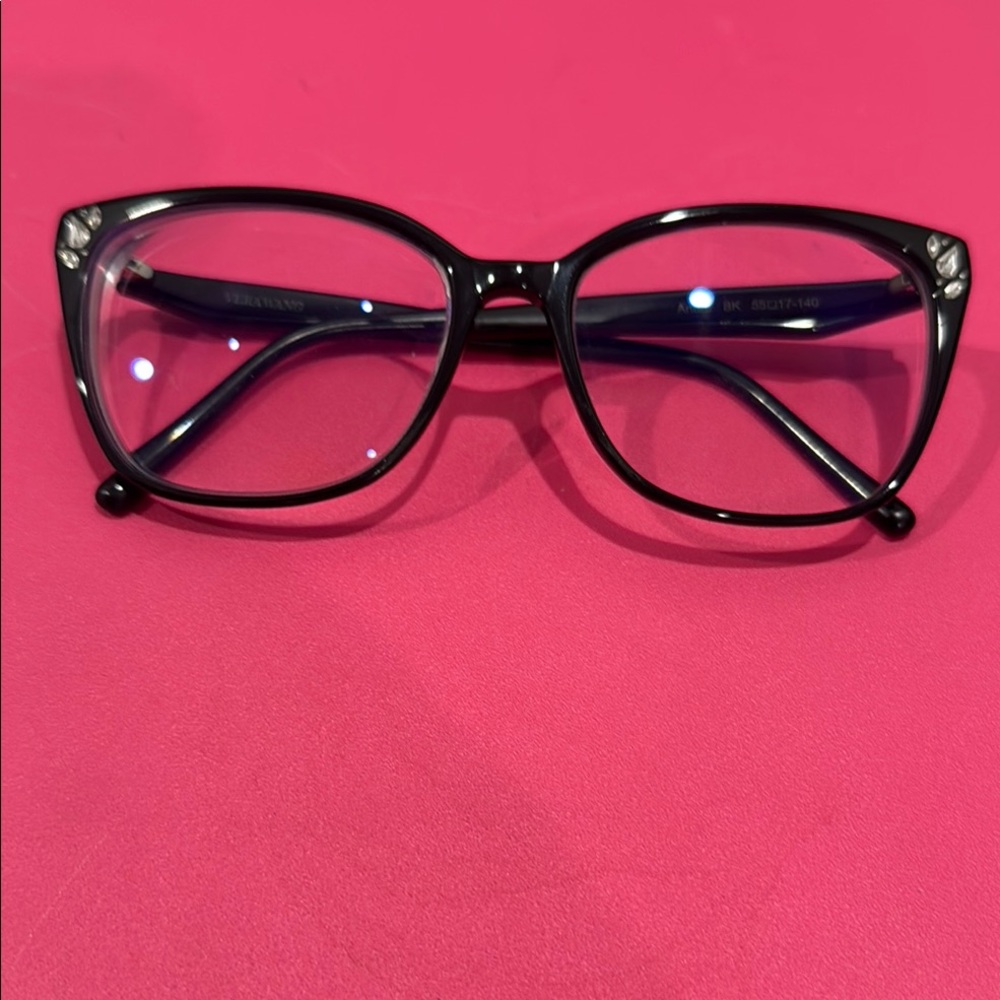 Vera Wang Black Glasses